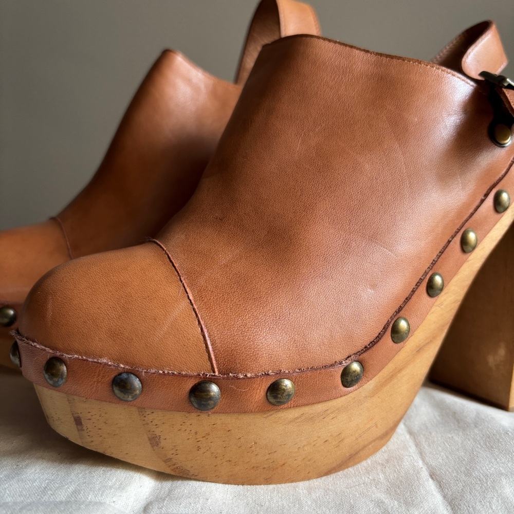 Jeffrey Campbell Charli C Platform Wooden Clog Studded Leather Size 10 NWOT - Picture 4 of 9